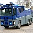 Яйца повредиха полицейски камион за борба с безредици