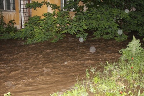 Невиждано от 50 г. наводнение в Казанлък (снимки)