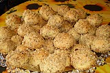 Курабийки – топчета с локум и орехи