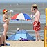 Жените предпочитат да са необвързани през лятото