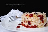 Ориз с пиле, боровинки, сушени домати и бадеми