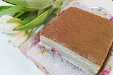 Торта с праскови, стафиди и какао