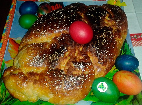 Великденски козунак